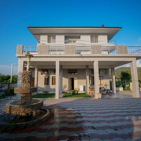Hanna & Solei Hotel Berat Luaran gambar