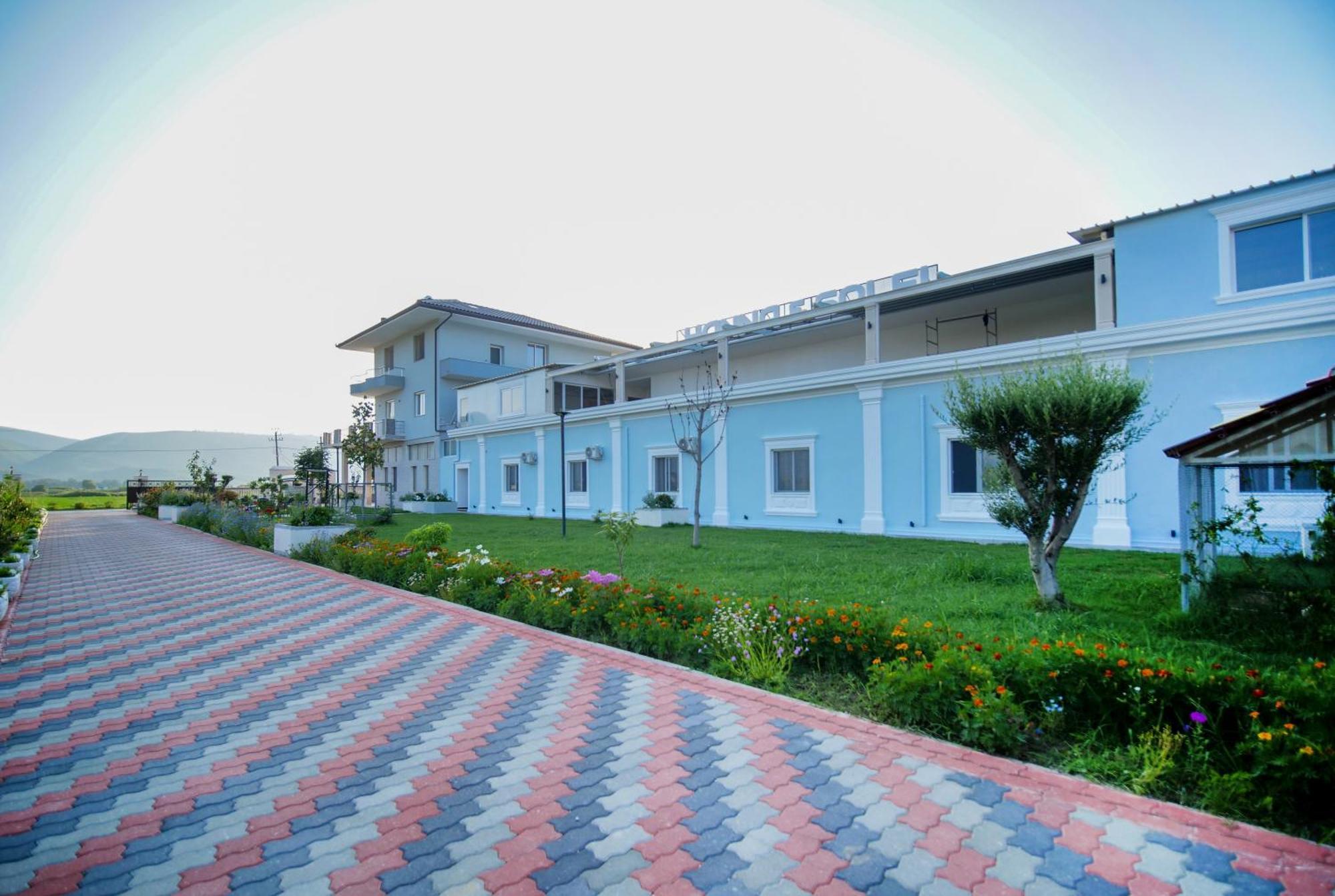 Hanna & Solei Hotel Berat Luaran gambar